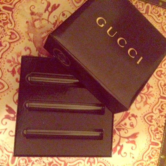 Black Gucci Guilty perfume box