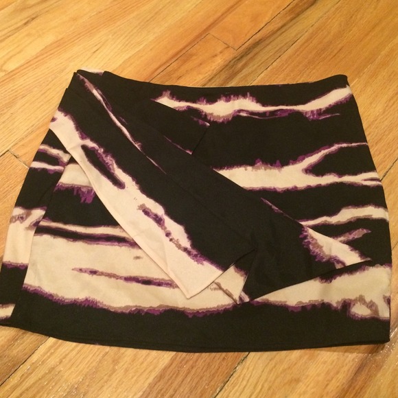 Rampage skirt w gathered detail size medium