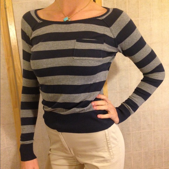 Cotton blue and gray sweater