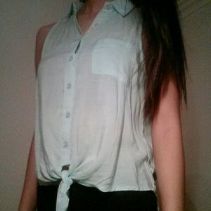 SHEER LIGHT AQUA TOP