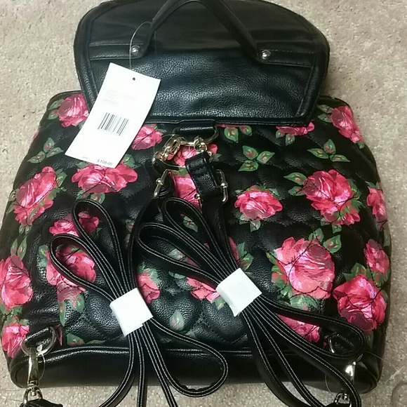Not 4 sale Betsey Johnson handbag/ backpack - Picture 2 of 4