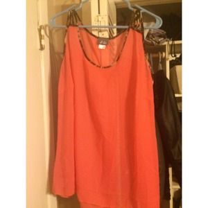 Coral see trough tank