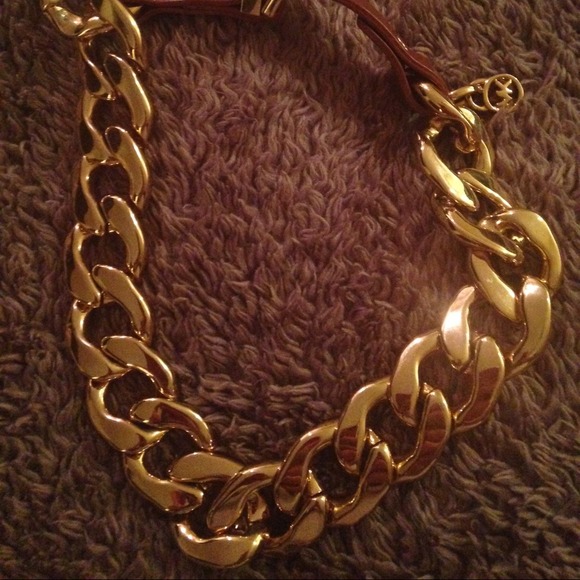 Authentic Michael Kors necklace - Picture 2 of 2
