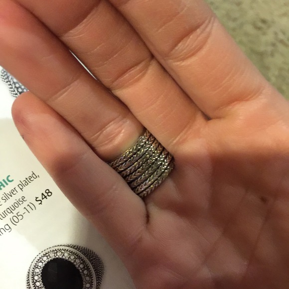 Stack rings 7 separate rings! - Picture 2 of 3