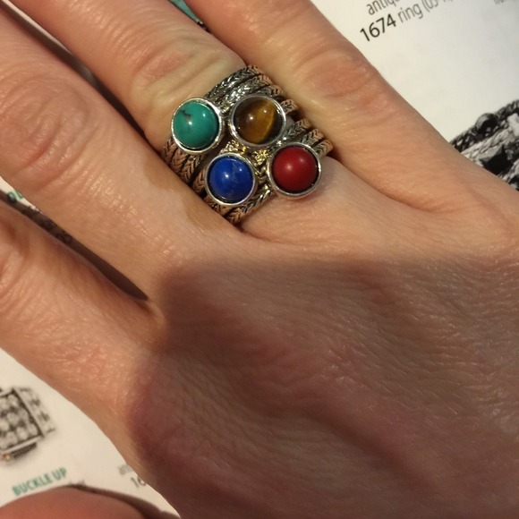 Stack rings 7 separate rings! - Picture 3 of 3