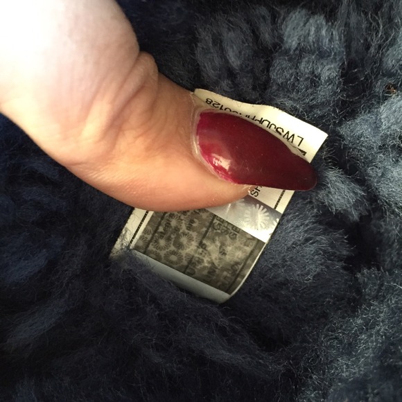 Ugg authentic Bailey button triplet navy boot Sz 9 - Picture 4 of 4