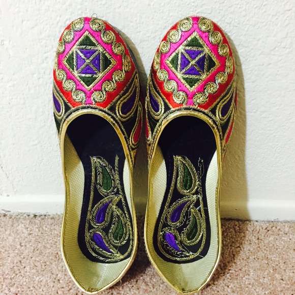 S O L D - Picture 2 of 4