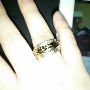 Grunge ring