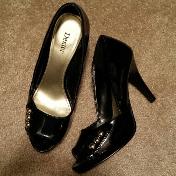 Black patent pumps