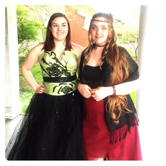 Green and black strapless dress