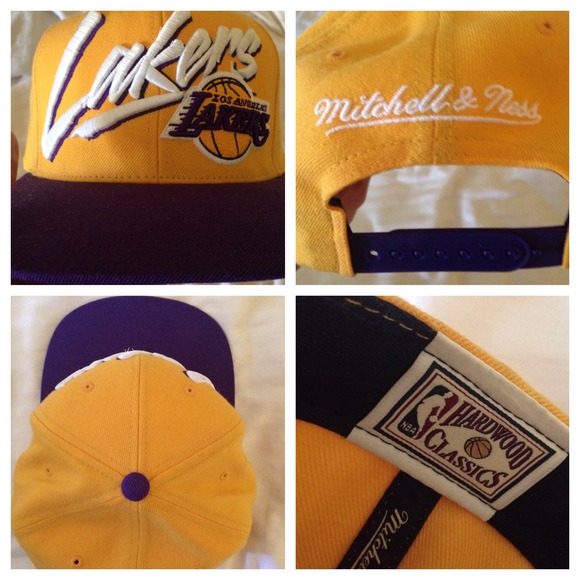 Mitchell & Ness