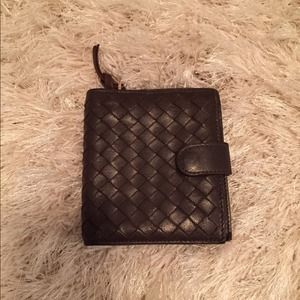 Bottega Veneta intrecciato bi-fold wallet