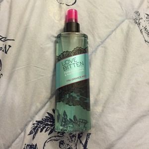 Victoria's Secret Love Bitten Fragrance Mist