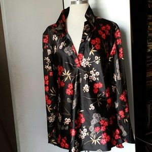 💳🔦❤FLASH SALE👢 NWOT  Top