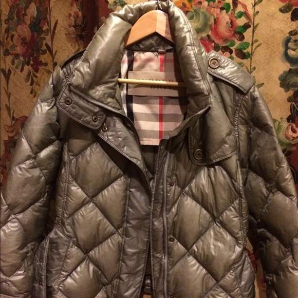 Burberry Outerwear - Sold for $275 Burberry BRIT green down puffer