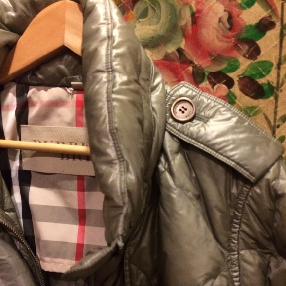 Sold for $275 Burberry BRIT green down puffer - Picture 2 of 4