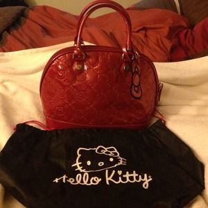 Large red hello kitty bag