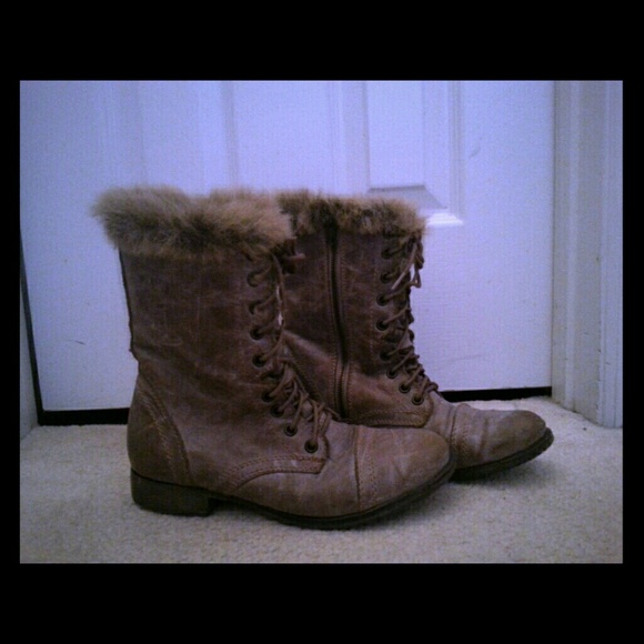 Steve Madden Combat Boots w/ fur