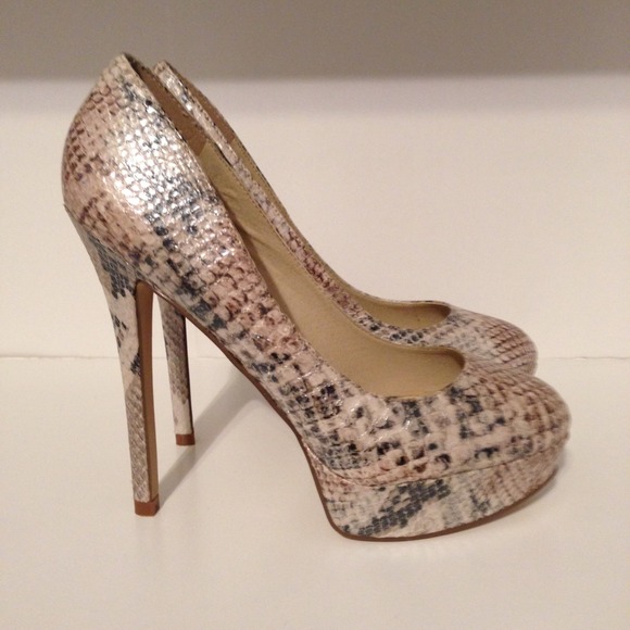 Aldo Snake Skin Pumps..