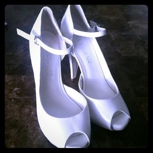 Aldo white high heels size 6