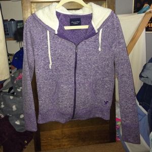 American Eagle medium sweatshirt purple warm