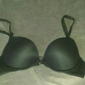 Victorias Secret Body by Vic push up 34B