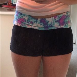 Tie die banded shorts