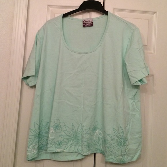 Cute tee!