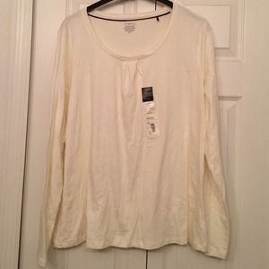 Long sleeve cream top