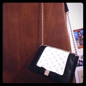 Long chain purse.