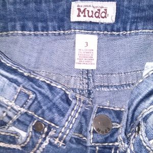 Bootcut holy jeans.