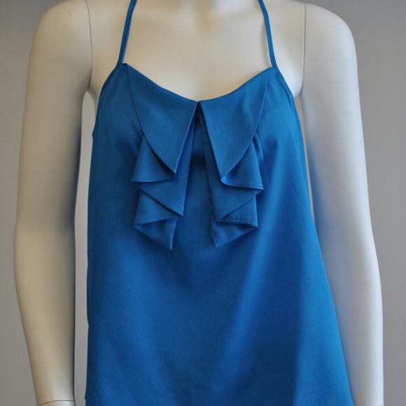 SOLD - Super Cute Tank Top!