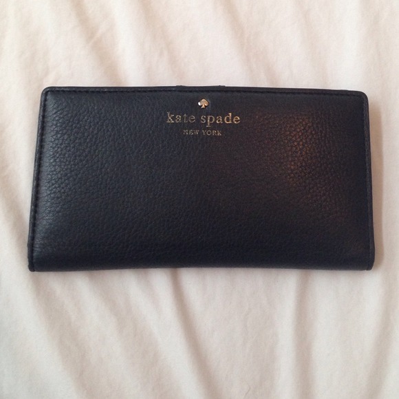 70 kate spade clutches wallets authentic kate spade wallet from s closet on 70 kate spade clutches wallets authentic kate spade wallet from s closet on
