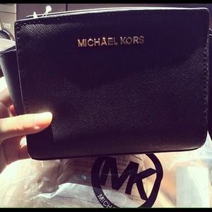 Michael kors mini selma bag