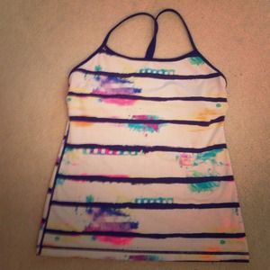 Lululemon power y workout top size 6