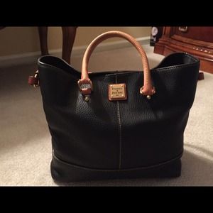 Dooney & Bourke Dillen Handbag