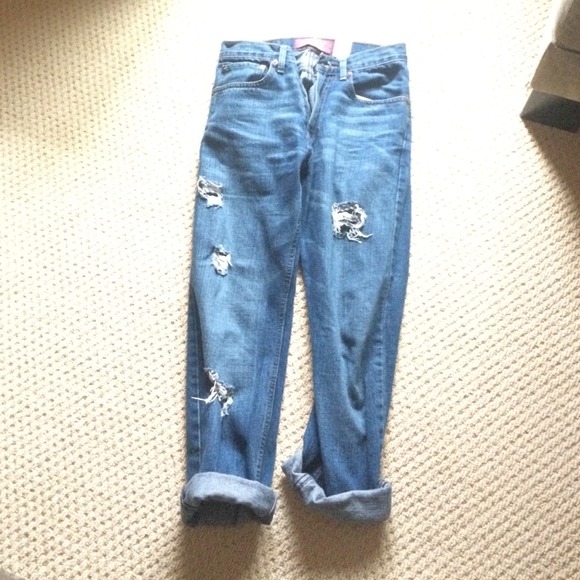 Urban Renewal Levi Boyfriend Jeans