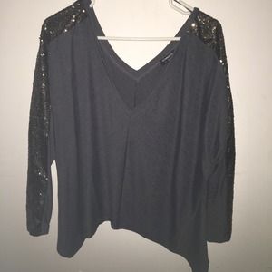 V neck sequined sleeve sweater