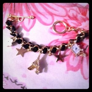 Paris accessories bundle! Earrings and bracelets