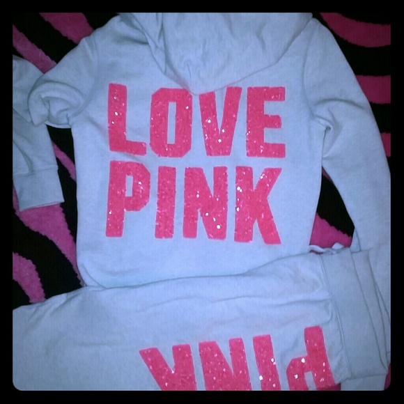 *WILL GO LOWER THRU Ppal* Pink VS sweatsuit BLING