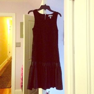 Black lace, 20s style flapper dress