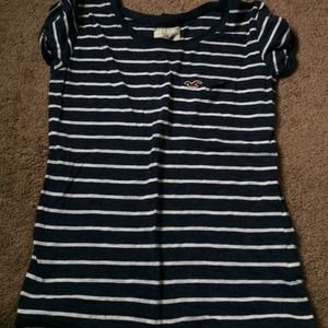 Hollister t shirt