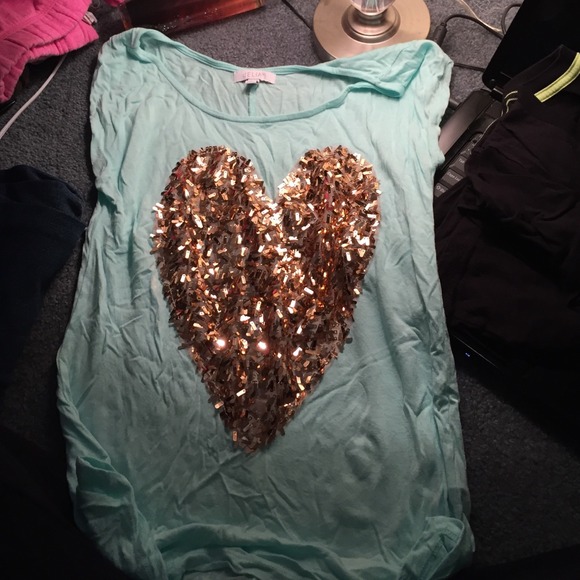 Cute sparkly heart Delias