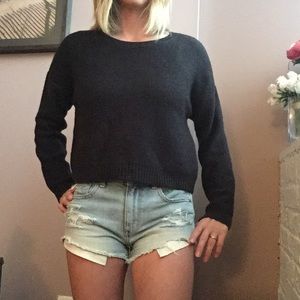 H&M divided black crop sweater