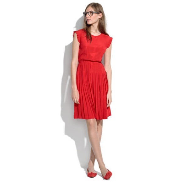 Madewell silk pleated dress // Sz 6