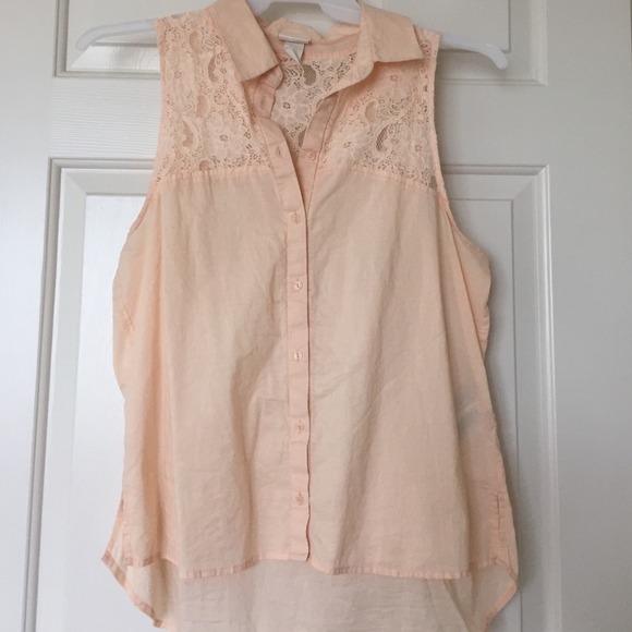 H&M Coral Lace Button Up Tank!
