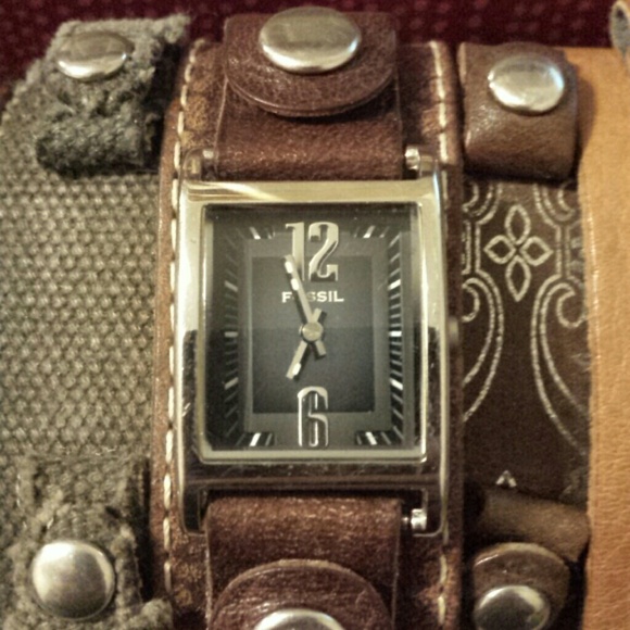 SOLD. Fossil watch set. - Picture 2 of 4