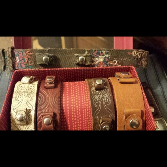 SOLD. Fossil watch set. - Picture 4 of 4