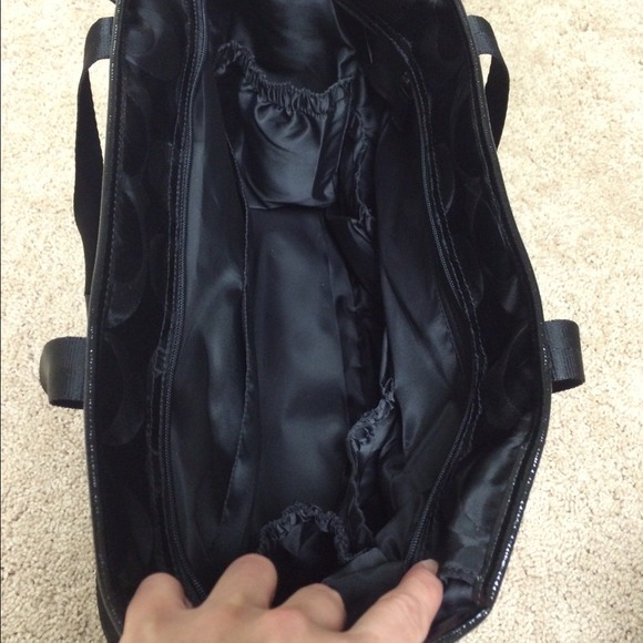💜SOLD💜 Coach Diaper/ Tote/ Multi-Function Bag - Picture 2 of 4