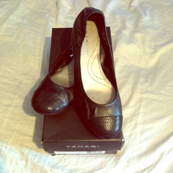 Tahari black flats w/box - NEW